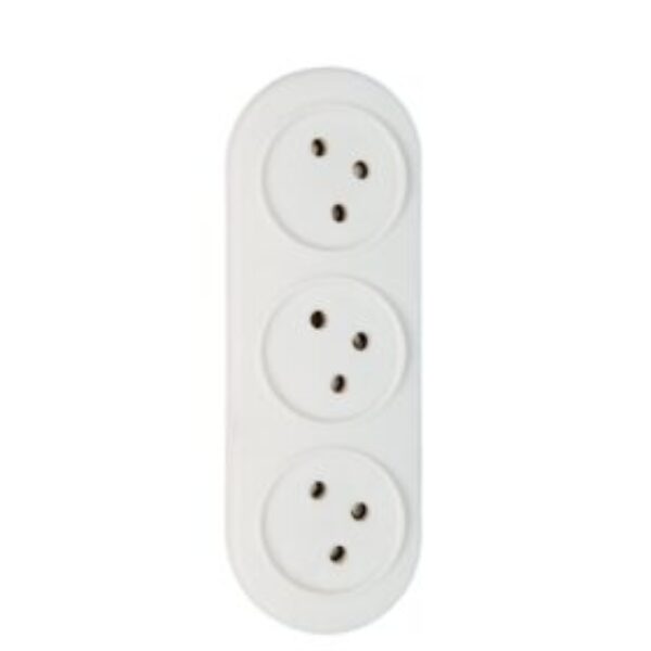 Splits 3 sockets into a vertical Israeli plug